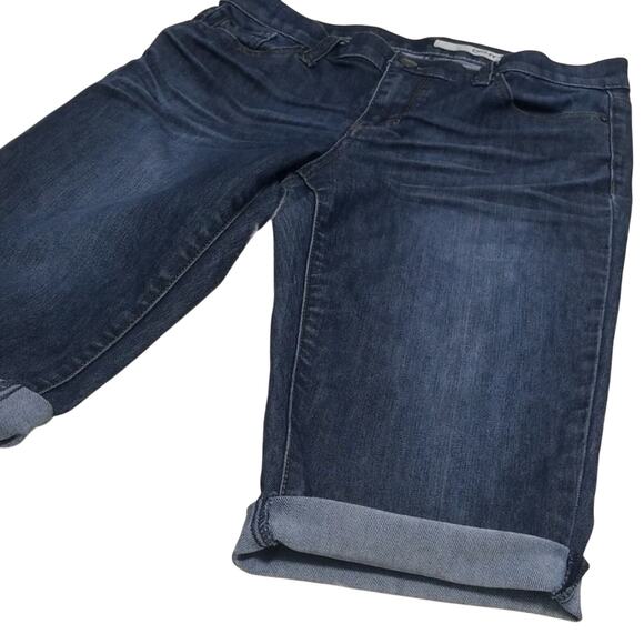 Dkny Pants - Denim Shorts DKNY Size 6 Dark Wash Stretch Bermuda Short Donna Karan New York